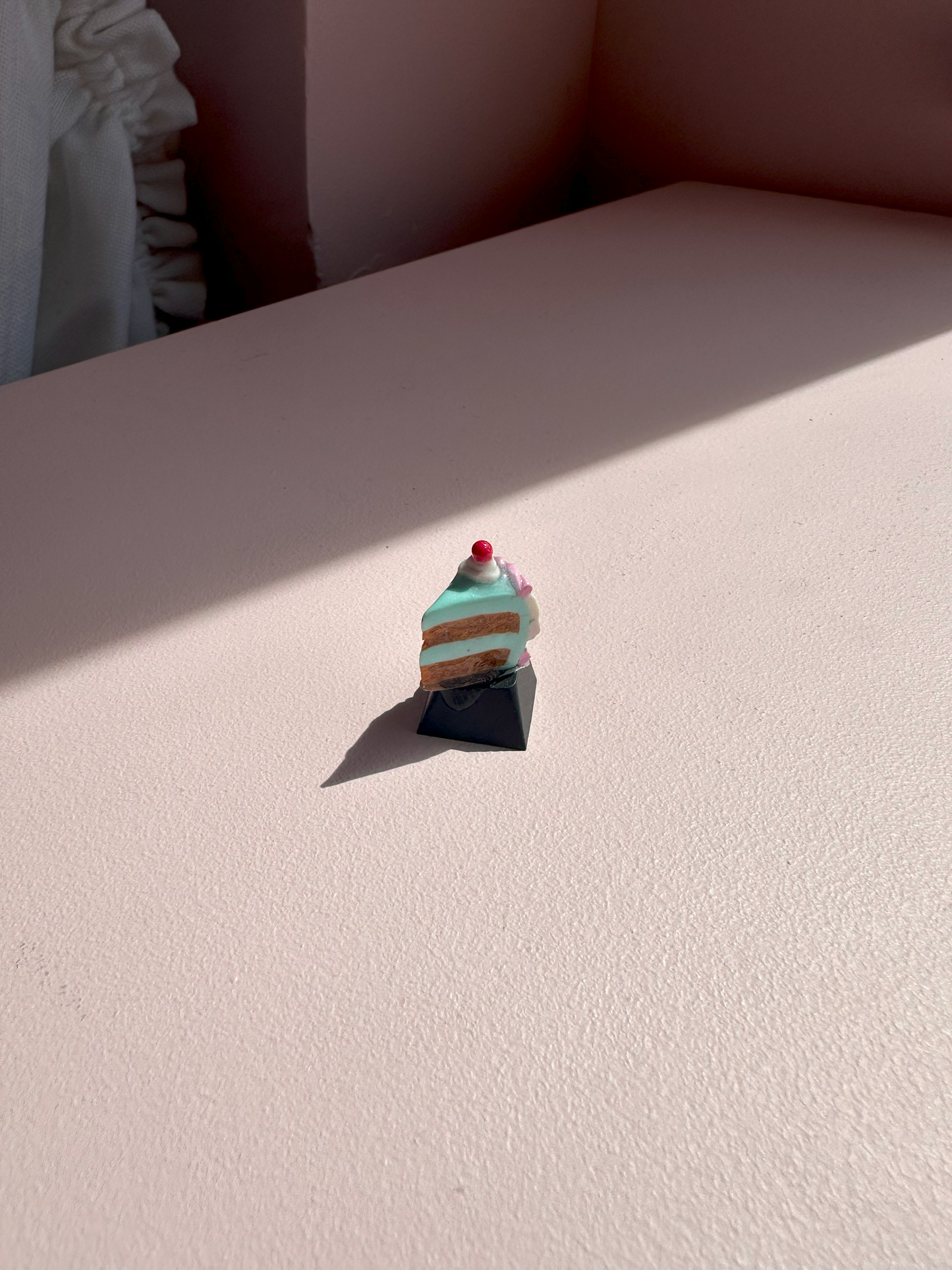 Blue Frosting Carrot Cake Keycap